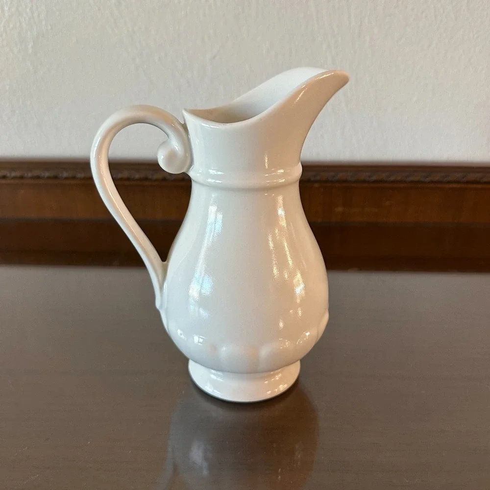 Vintage LA Potteries Ceramic‎ 25C 6'' Pitcher Pottery White